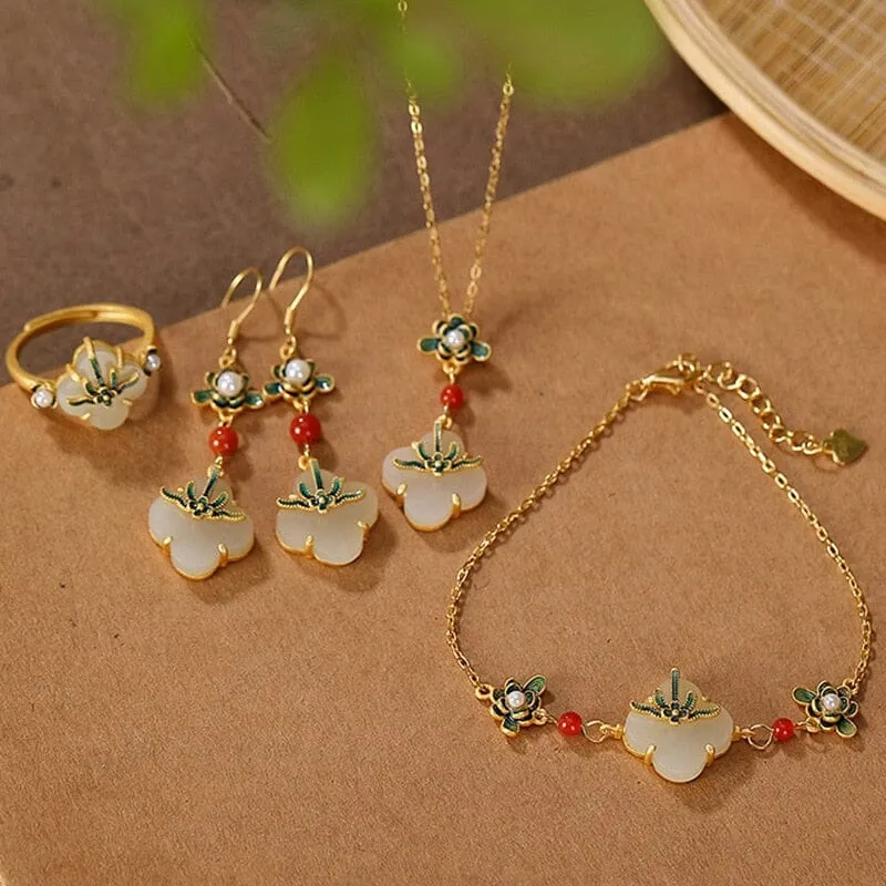 Four-Leaf Clover Enamel Hetian Jade Jewelry Set - S925