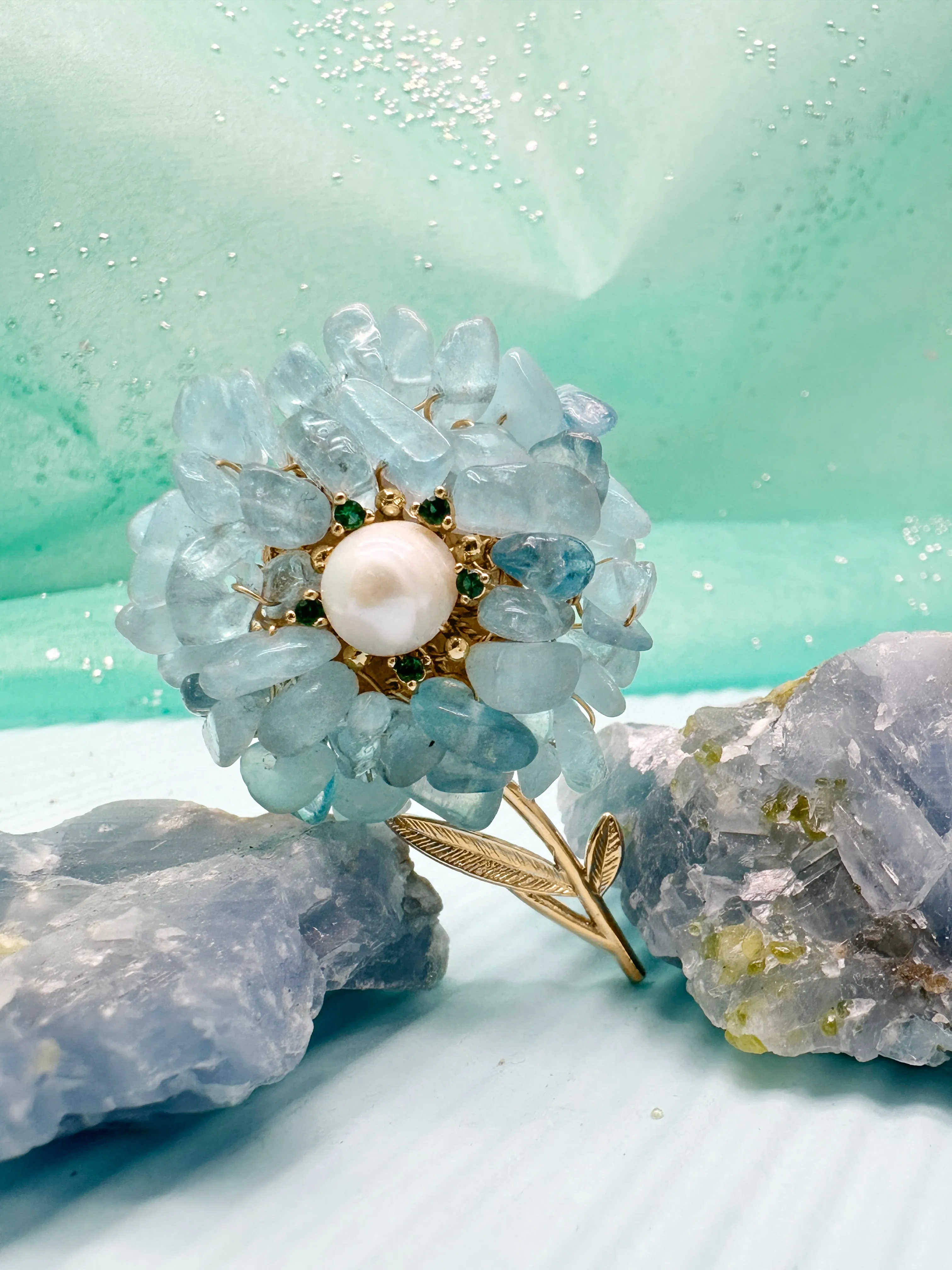 Handcrafted Flower Shape Natural Aquamarine Brooch LP003