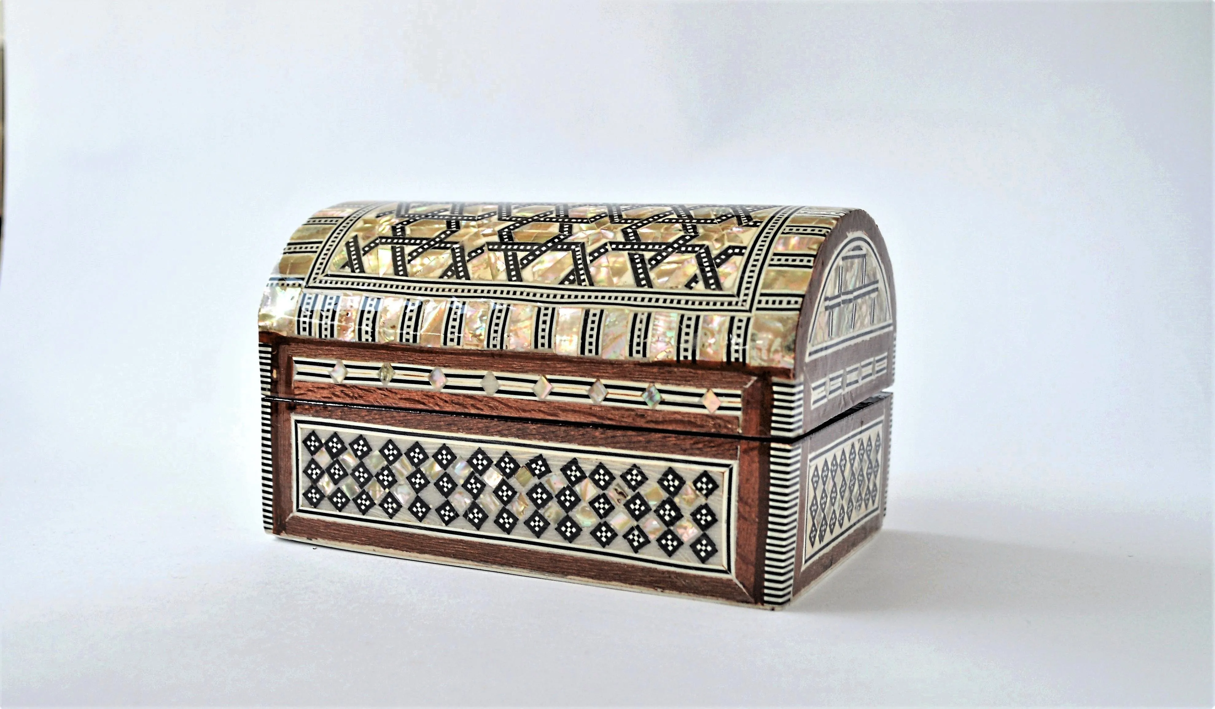 Inlaid mother of pearl jewelry wooden box