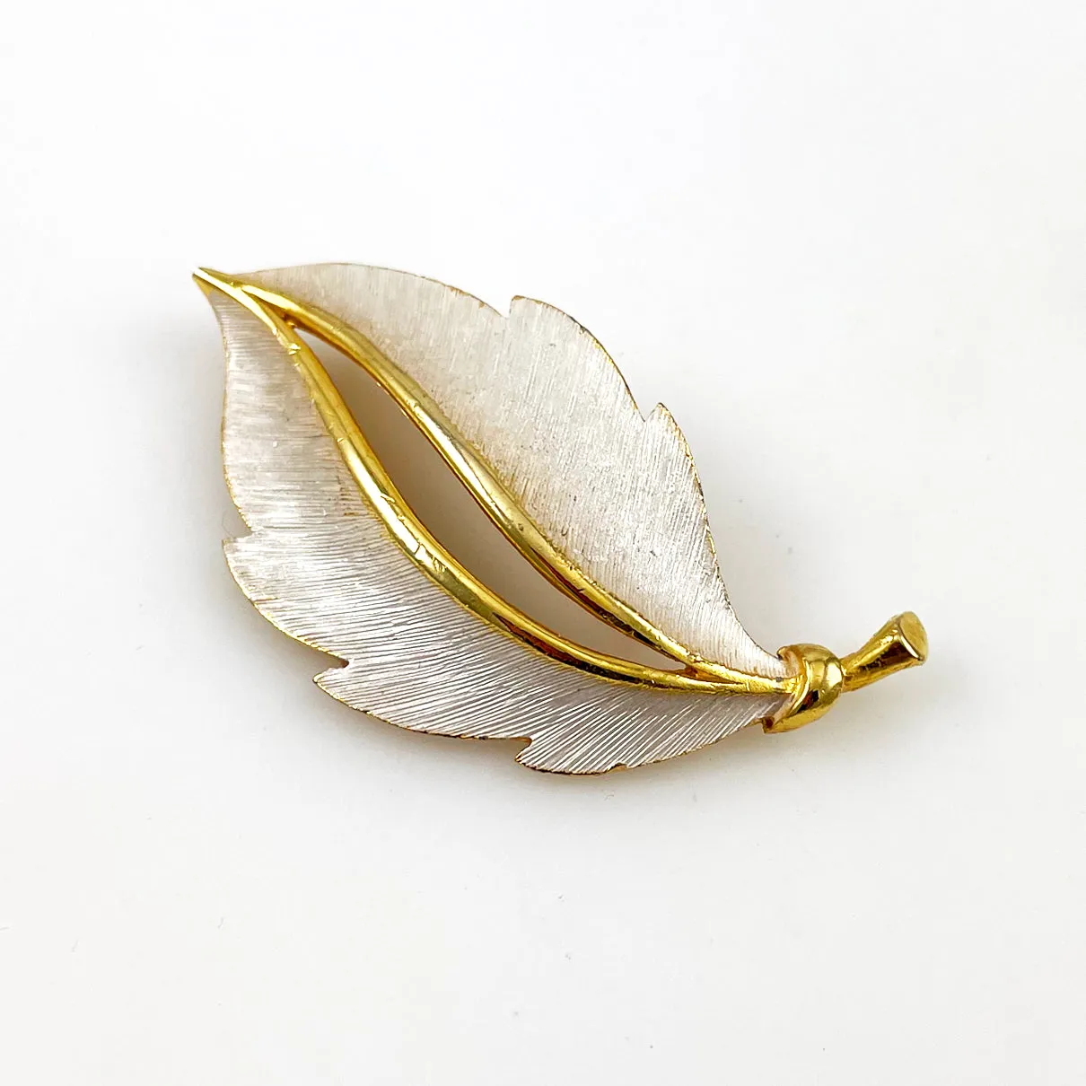 JJ Leaf Gold White Enamel Brooch