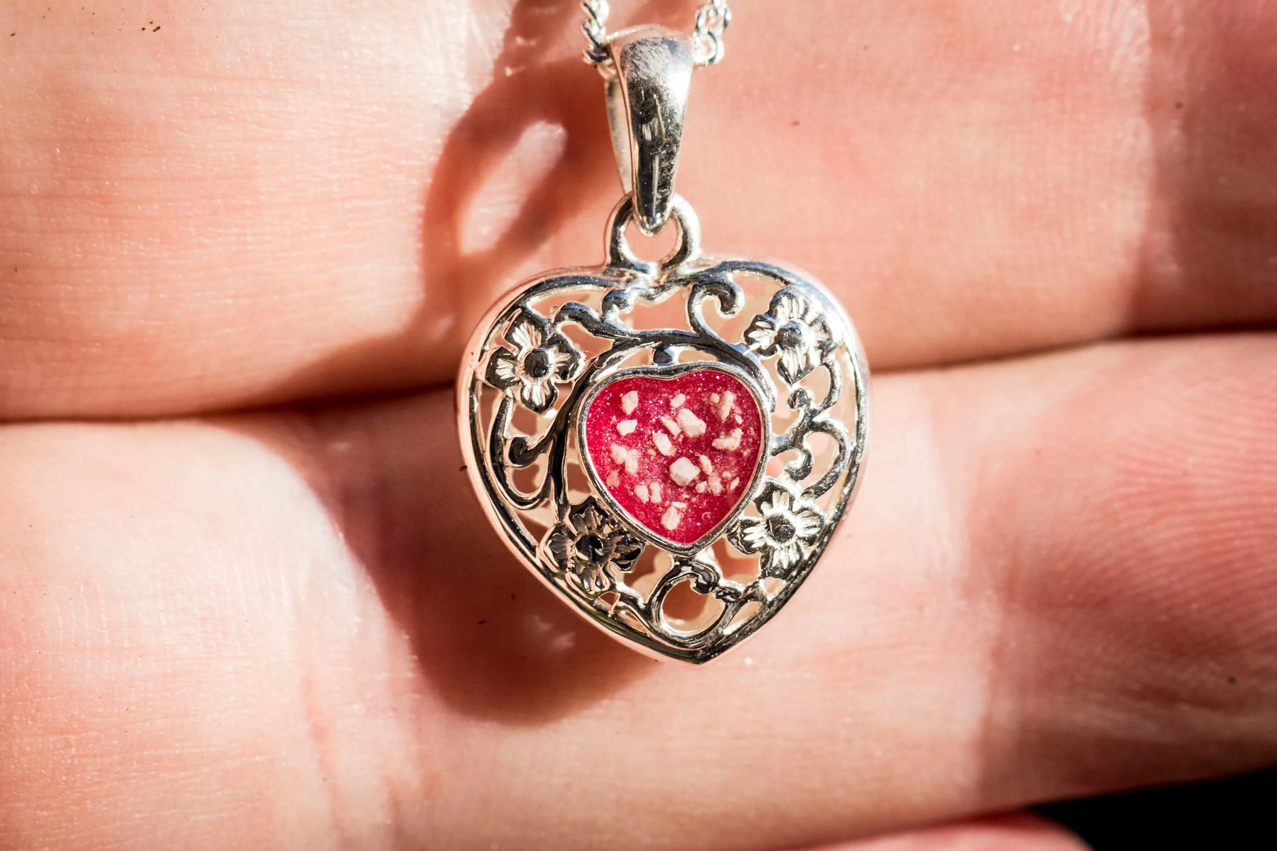 Petite Filigree Heart Pendant